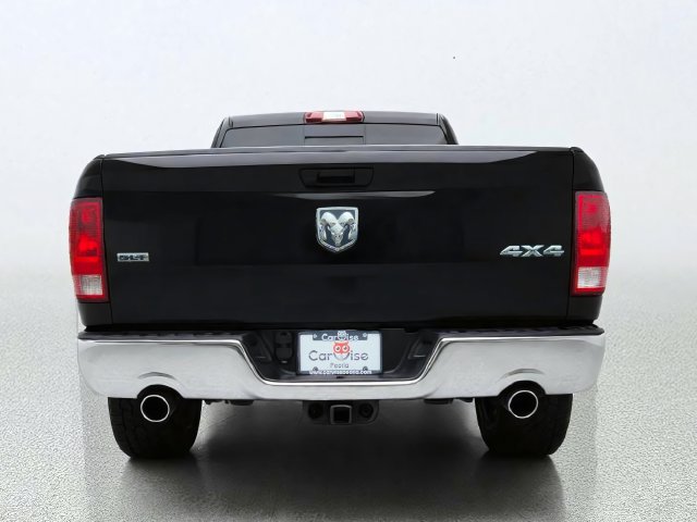 Used 2019 RAM 1500 Classic SLT w/ SLT Plus D←cor Group AWD/4WD image 4