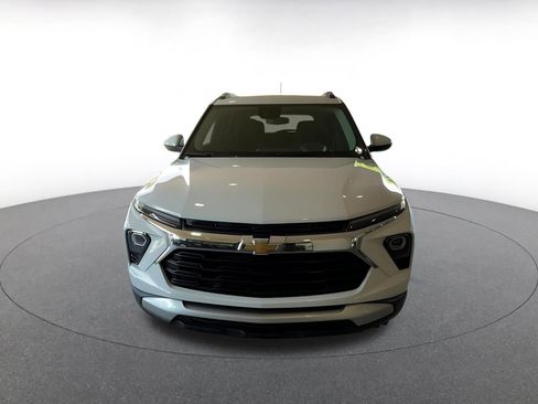 Used 2025 Chevrolet TrailBlazer LT FWD image 8