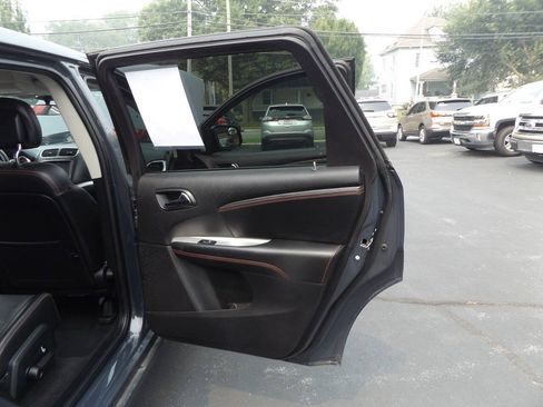 Used 2018 Dodge Journey GT AWD/4WD image 28