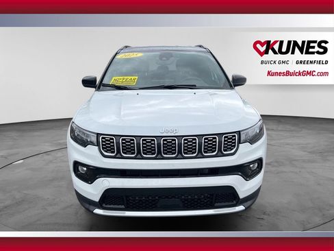 Used 2025 Jeep Compass Limited AWD/4WD image 13