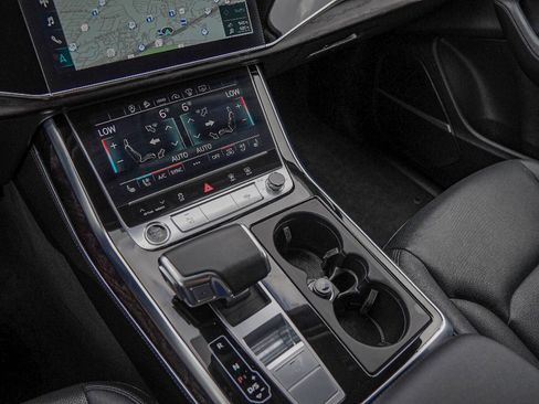 Certified 2022 Audi Q7 3.0T Prestige image 15