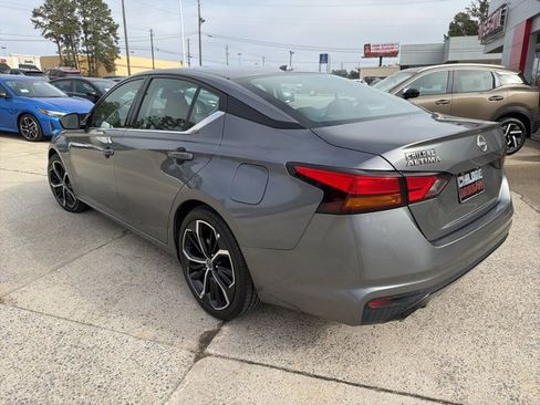 Used 2024 Nissan Altima 2.5 SR image 8