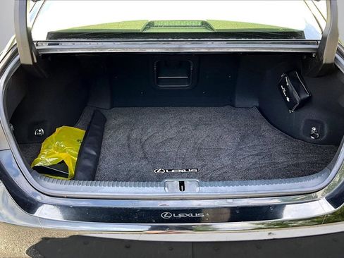 Used 2019 Lexus ES 300h w/ Accessory Package 2 FWD image 26