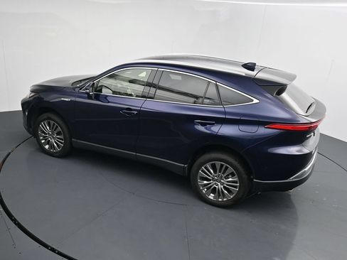 Used 2021 Toyota Venza Limited w/ Carpet Mat Package (TMS) AWD/4WD image 24