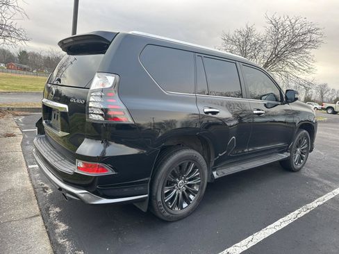 Used 2023 Lexus GX 460 Premium image 13
