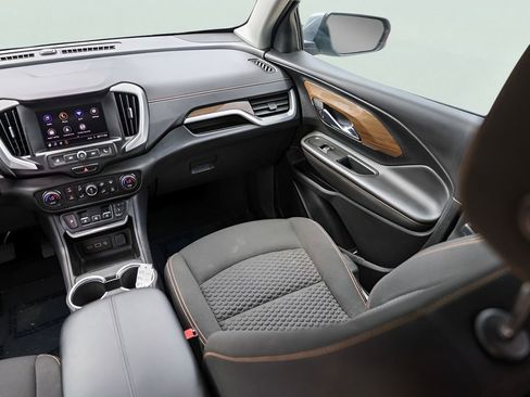 Used 2021 GMC Terrain SLE w/ Driver Convenience Package FWD image 30
