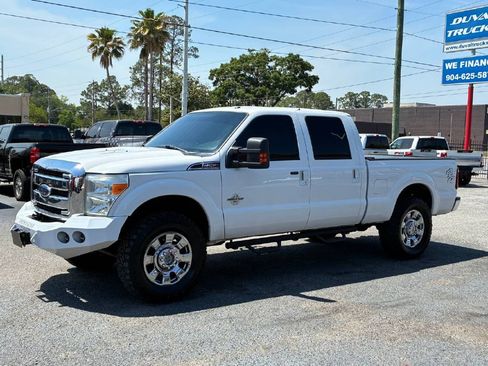 Used 2016 Ford F250 Lariat w/ Lariat Interior Package AWD/4WD image 2