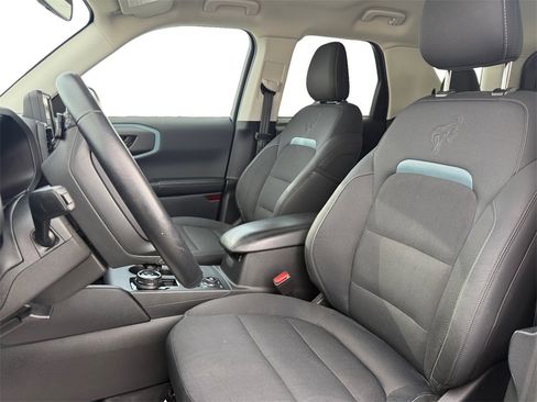 Used 2023 Ford Bronco Sport Badlands image 9
