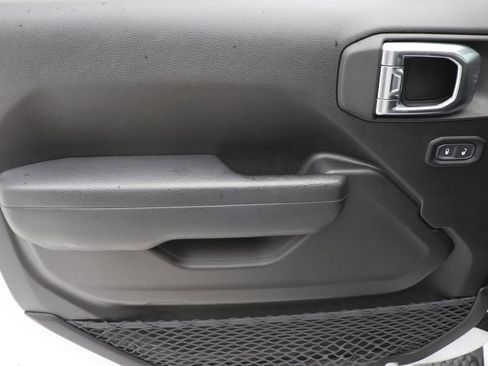 Used 2023 Jeep Wrangler Unlimited Sport AWD/4WD image 14
