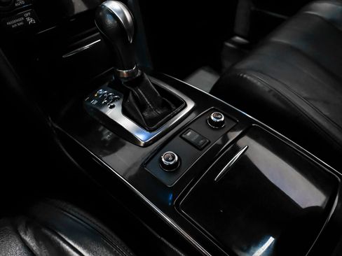 Used 2016 INFINITI QX70 3.7 w/ Premium Package image 25