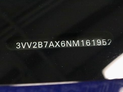 Used 2022 Volkswagen Tiguan SE image 31