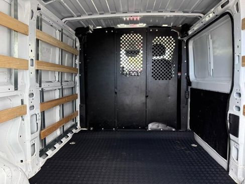 Used 2025 RAM ProMaster 2500 w/ U-Haul Equipment Group FWD image 5