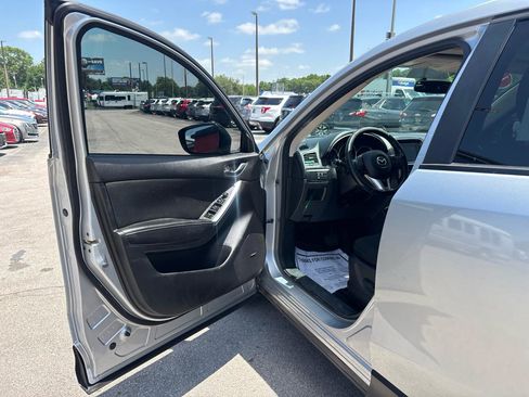 Used 2016 MAZDA CX-5 Touring w/ Bose/Moonroof Package FWD image 15