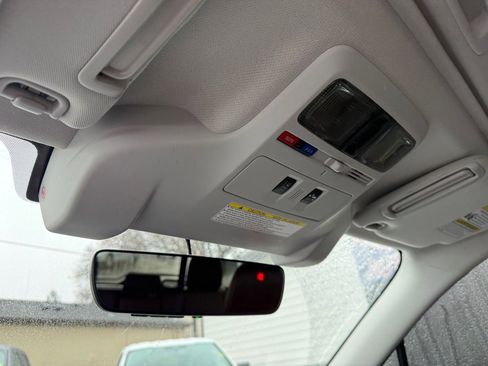 Used 2017 Subaru Forester 2.5i Touring image 26