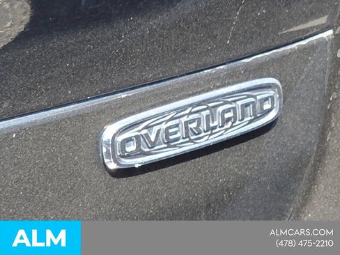 Used 2021 Jeep Grand Cherokee L Overland w/ Luxury Tech Group IV AWD/4WD image 11