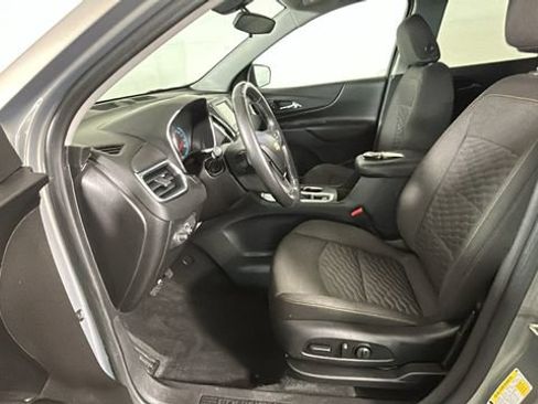 Used 2019 Chevrolet Equinox LT FWD image 11
