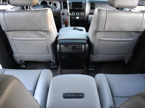 Used 2013 Toyota Sequoia Platinum AWD/4WD image 59