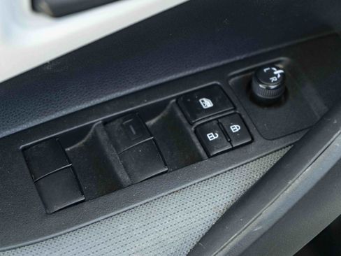 Used 2022 Toyota Corolla LE FWD image 33
