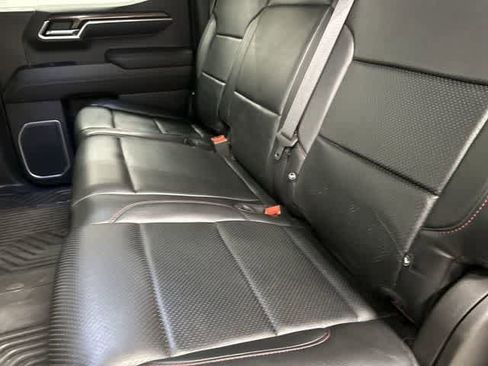 Used 2023 Chevrolet Silverado 1500 LT Trail Boss w/ LPO, Dark Essentials Package AWD/4WD image 11