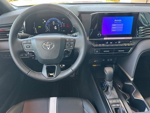 New 2026 Toyota Camry SE FWD image 17