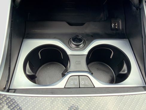 Certified 2023 BMW X7 M60i w/ Executive Package image 31