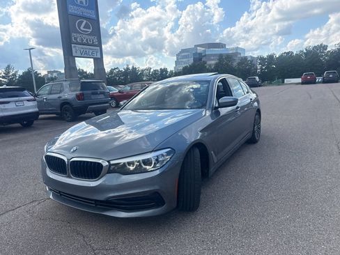 Used 2019 BMW 530i xDrive w/ Convenience Package AWD/4WD image 17