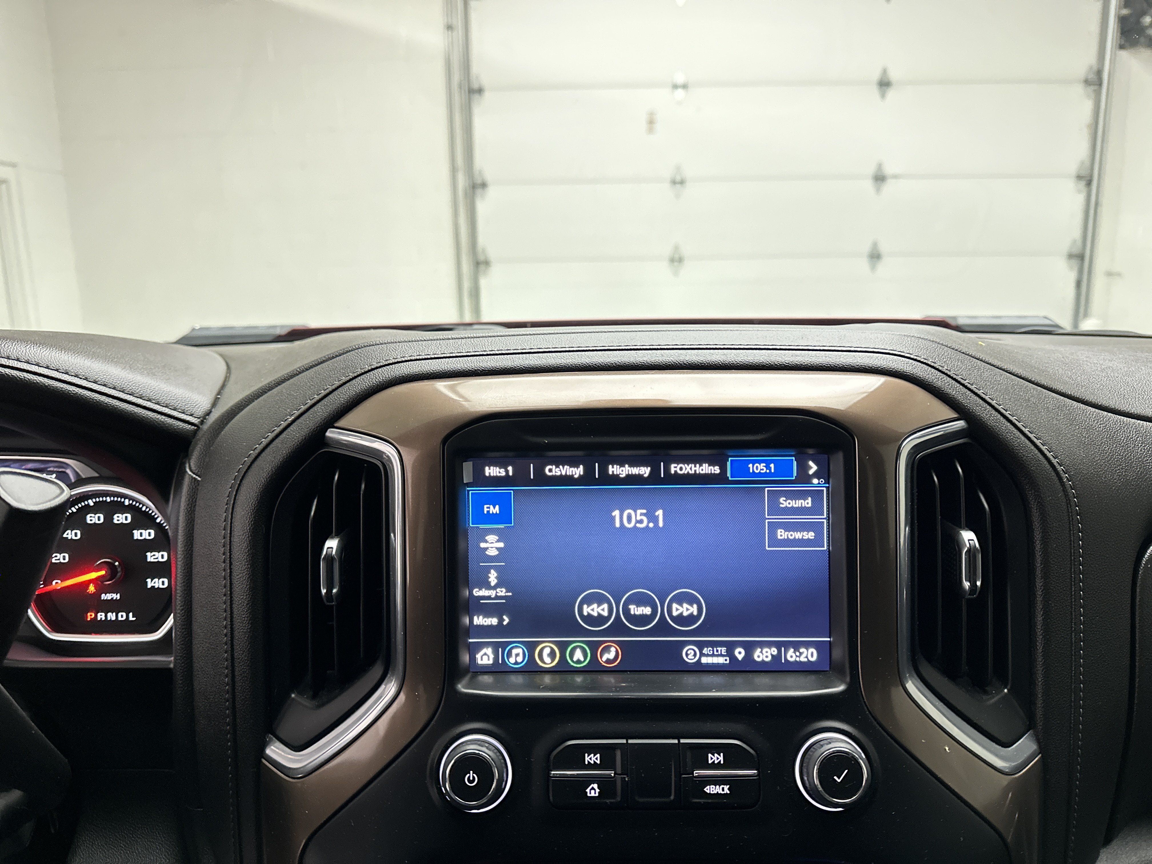 Used 2022 Chevrolet Silverado 3500 High Country AWD/4WD image 38