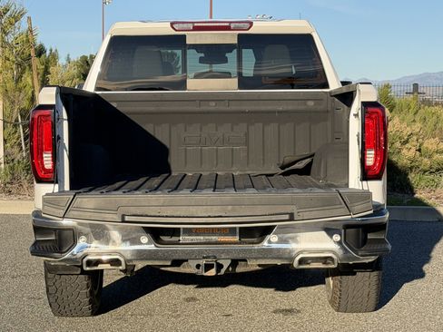 Used 2023 GMC Sierra 1500 SLT w/ SLT Premium Plus Package image 13