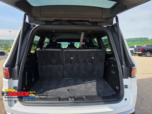 Used 2023 Jeep Wagoneer Series III w/ Preferred Equipment Group AWD/4WD image 48