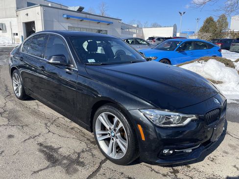 Used 2018 BMW 330i xDrive Sedan image 1