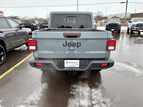 New 2026 Jeep Gladiator Sport image 4