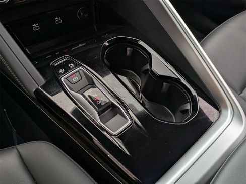 Used 2025 Audi Q5 2.0T Premium w/ Convenience Package image 14