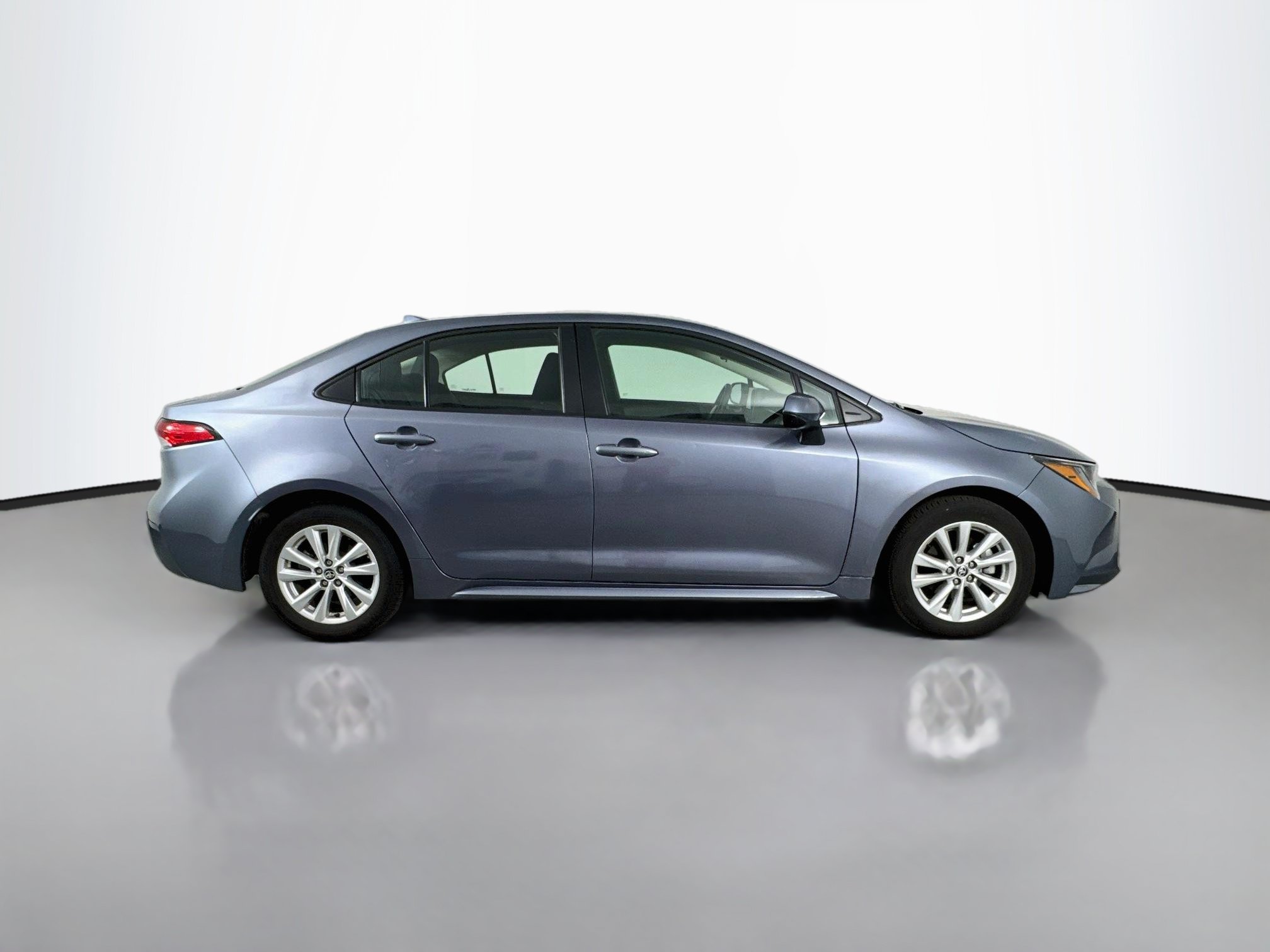 Certified 2026 Toyota Corolla LE w/ LE Premium Package FWD image 8