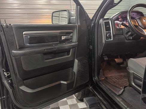 Used 2022 RAM 1500 Classic Warlock image 32