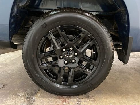 Used 2024 Chevrolet Silverado 1500 Custom image 25