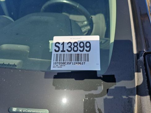 Used 2015 GMC Canyon SLE RWD image 14