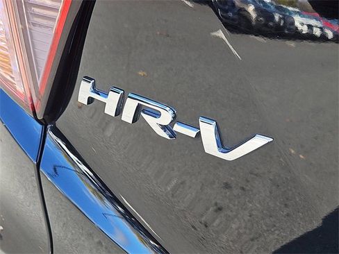 Used 2017 Honda HR-V EX-L image 12