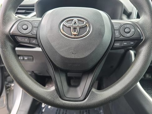 Used 2023 Toyota RAV4 LE FWD image 22