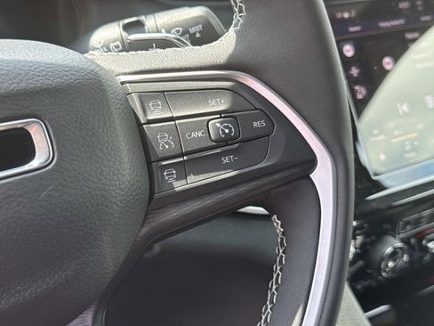 New 2026 Jeep Grand Cherokee Laredo X AWD/4WD image 28