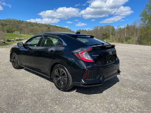 Used 2018 Honda Civic EX image 3