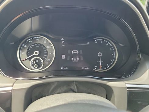 Used 2024 Genesis GV70 2.5T w/ Select Package AWD/4WD image 17