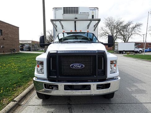 Used 2023 Ford F650 2WD Regular Cab Super Duty image 2
