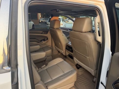Used 2017 Chevrolet Suburban LT AWD/4WD image 13