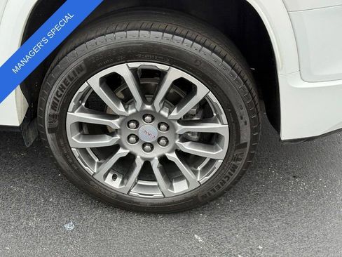 Used 2023 GMC Acadia Denali AWD/4WD image 7