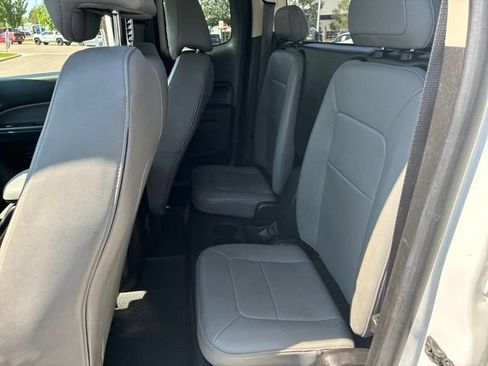 Used 2019 Chevrolet Colorado W/T RWD image 15