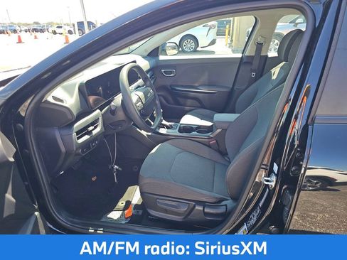Used 2025 Kia K4 FWD image 9