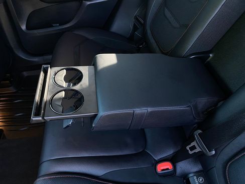 Used 2026 Mercedes-Benz GLC 43 AMG 4MATIC image 30