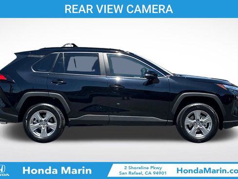 Used 2025 Toyota RAV4 XLE FWD image 2