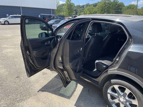 Used 2014 Buick Encore Leather FWD image 18