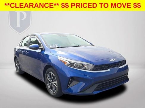 Used 2024 Kia Forte LXS w/ LXS Technology Package FWD image 15